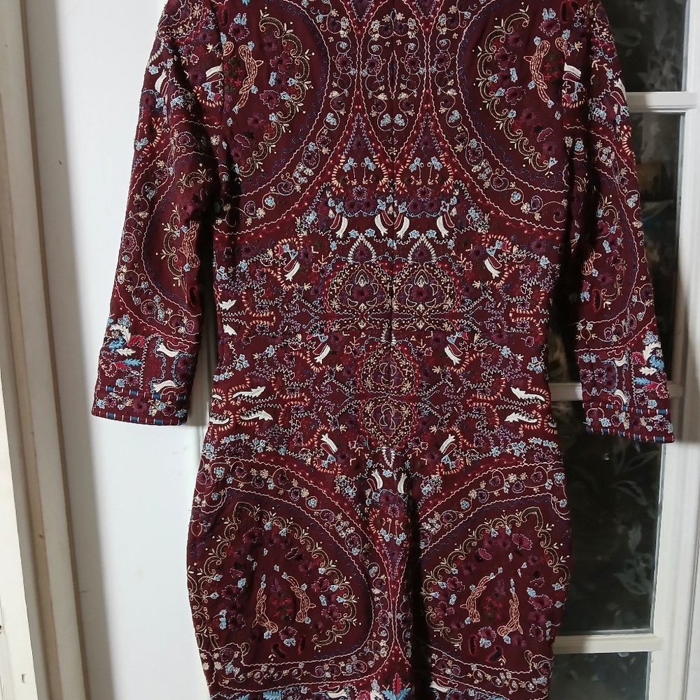 HAUTE HIPPIE dress 3/4 Sleeve MERLOT burgundy Heavily Embroidered Sheath Size 6 - Picture 9 of 15